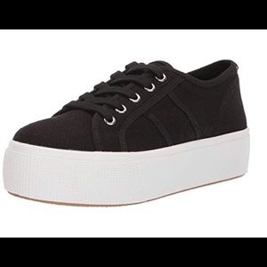 Steve Madden Emmi Platform Sneaker